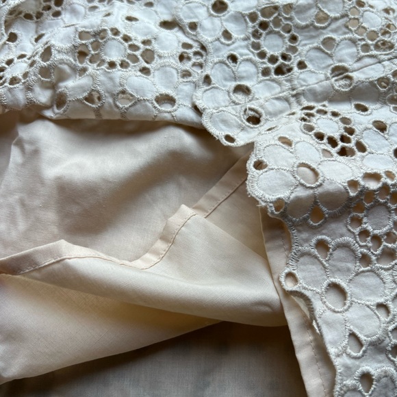 Y2K J Crew : cream floral eyelet mini skirt - Picture 8 of 11